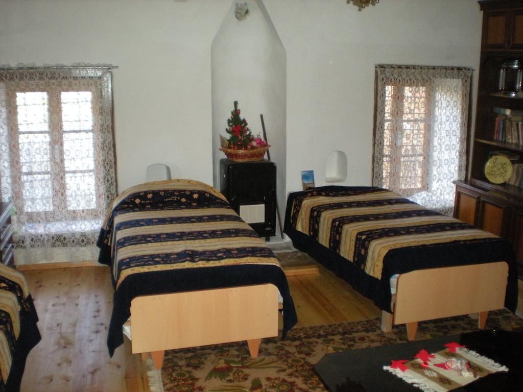 Pashko Vasa Guesthouse Shkodër Rum bild