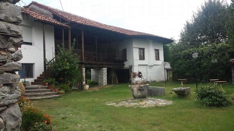 Pashko Vasa Guesthouse Shkodër Exteriör bild