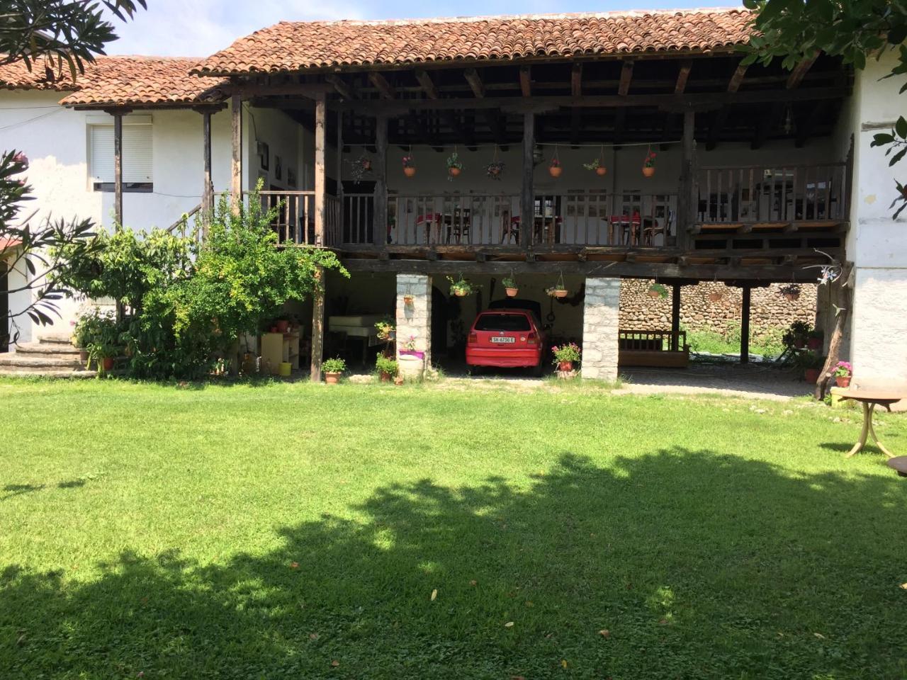 Pashko Vasa Guesthouse Shkodër Exteriör bild